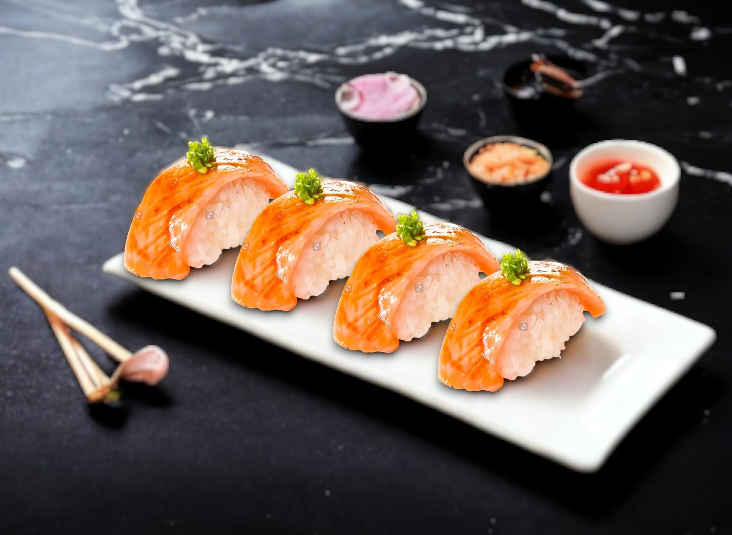 NIGUIRI  (04 un)