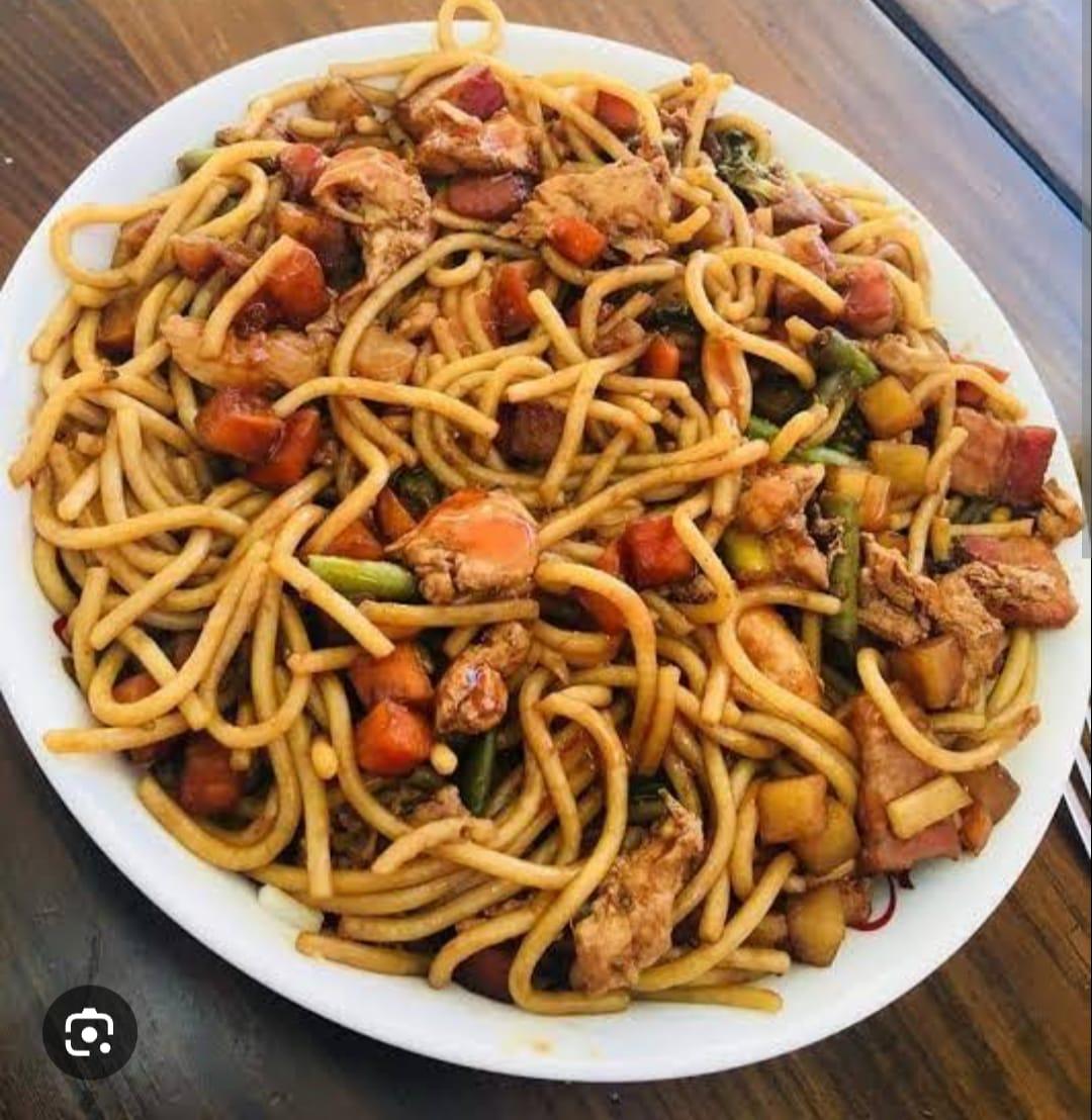 MACARRÃO MISTO