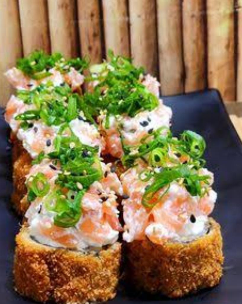 HOT ROLL SALMÃO