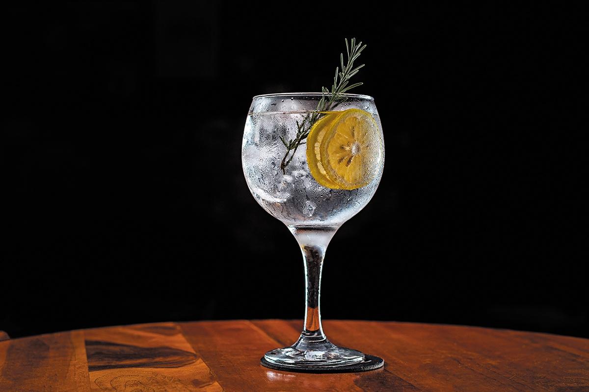 GIN TÔNICA