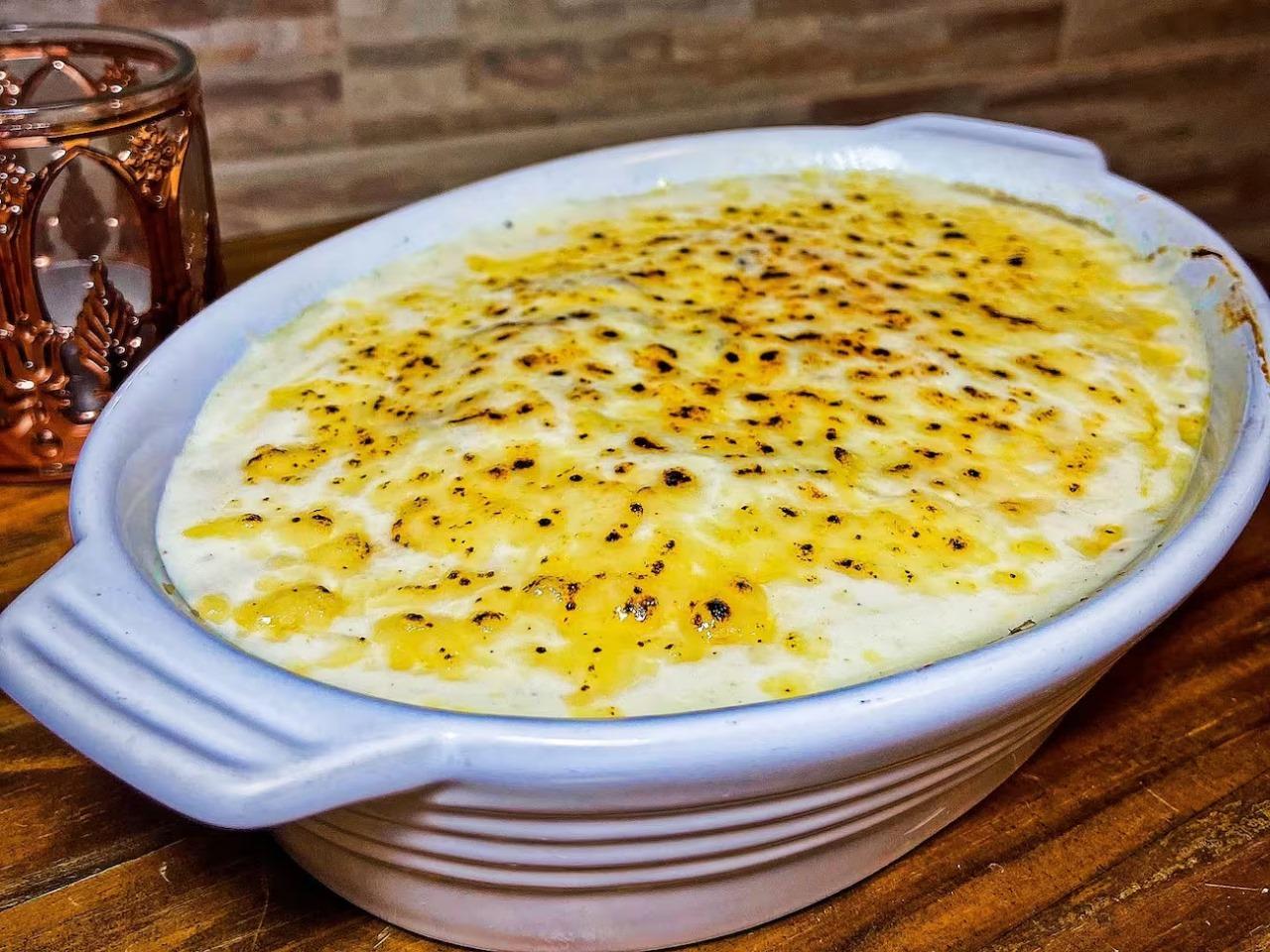 MOUSSAKA EAYILA