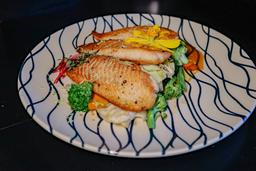 Tilápia Grelhada com Legumes