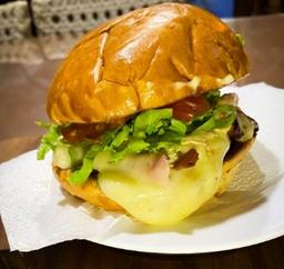 BURGUER SALADA