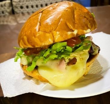 BURGUER SALADA