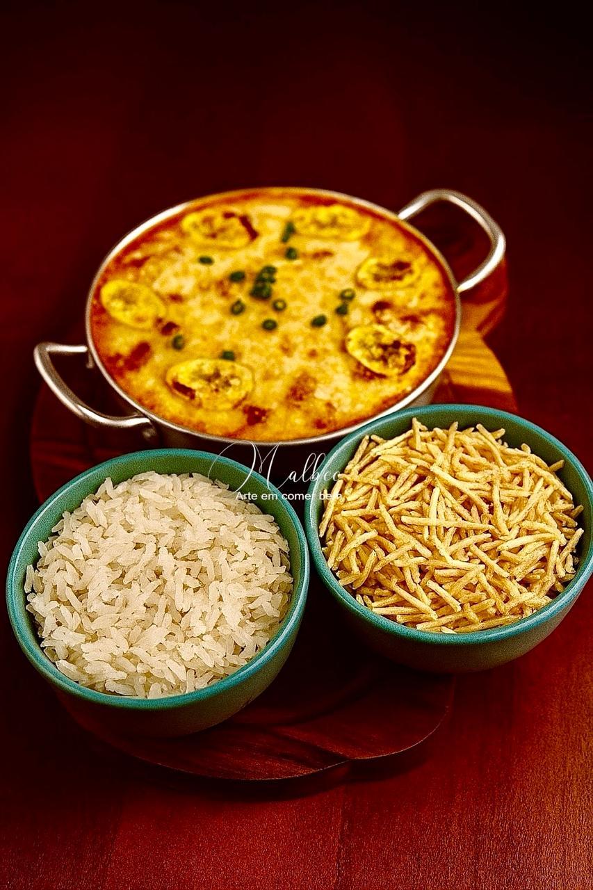 PARMEGIANA FILÉ DE TILÁPIA AO MOLHO PANTANEIRO